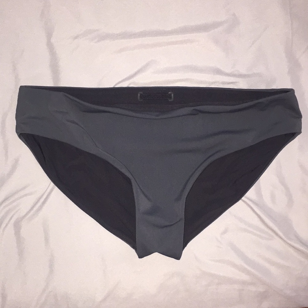 Lululemon reversible bikini bottoms